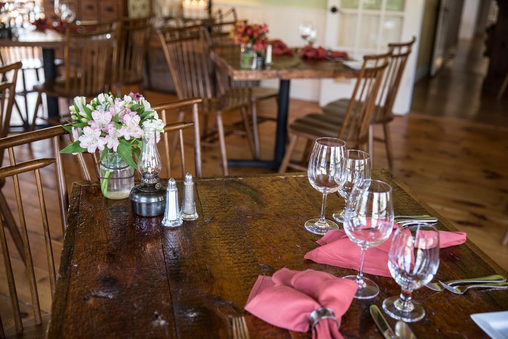 The Red Clover Inn Mendon Exteriör bild