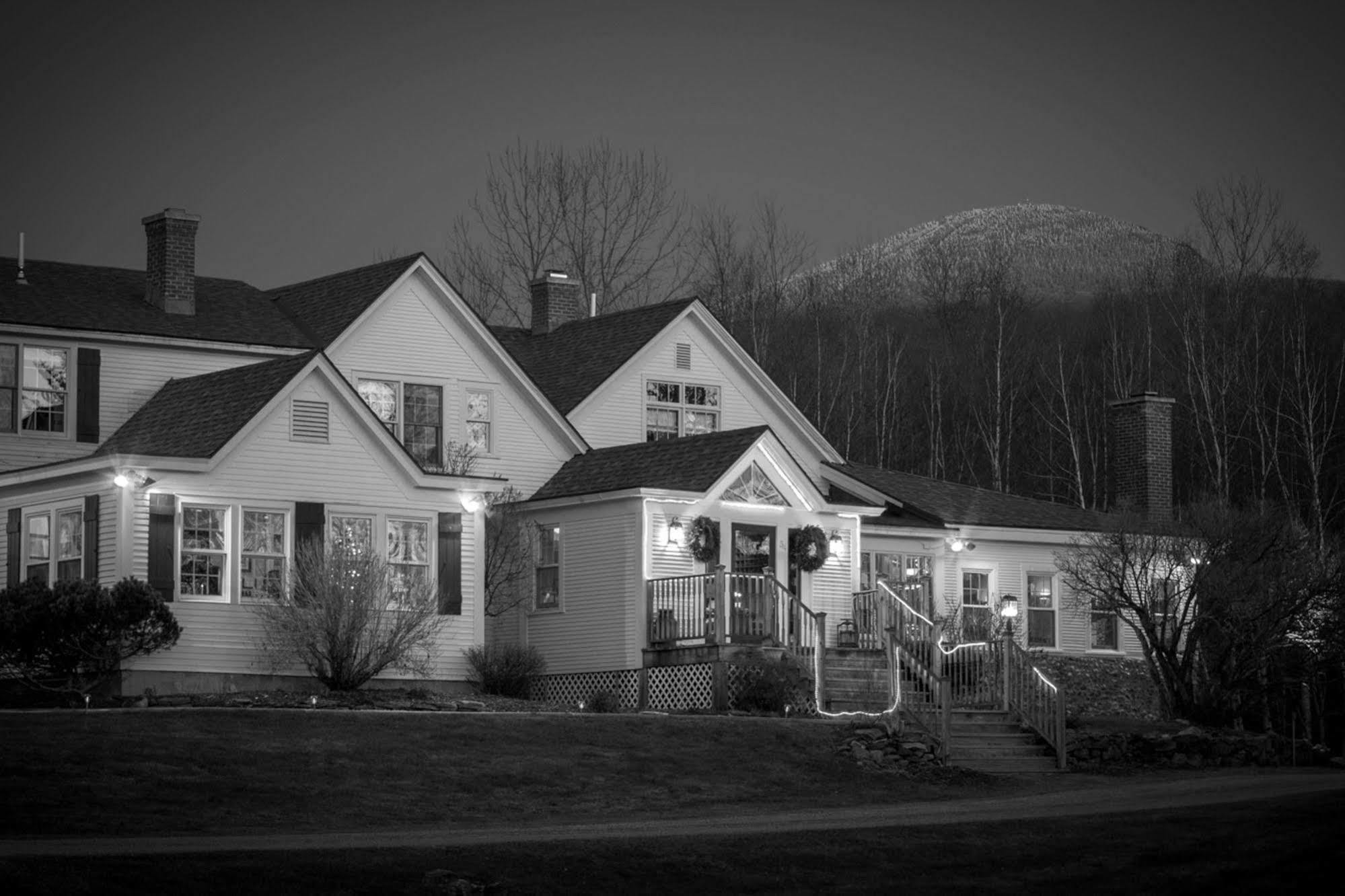 The Red Clover Inn Mendon Exteriör bild