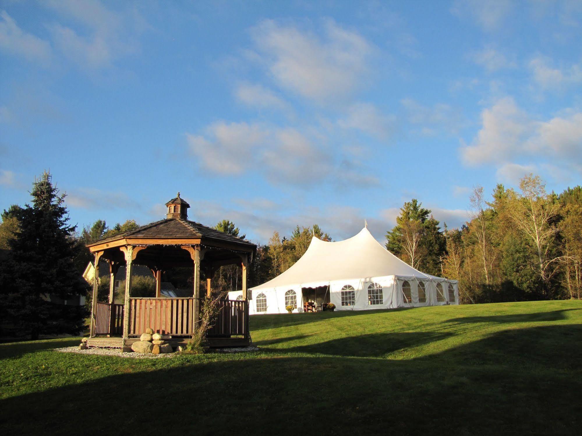 The Red Clover Inn Mendon Exteriör bild